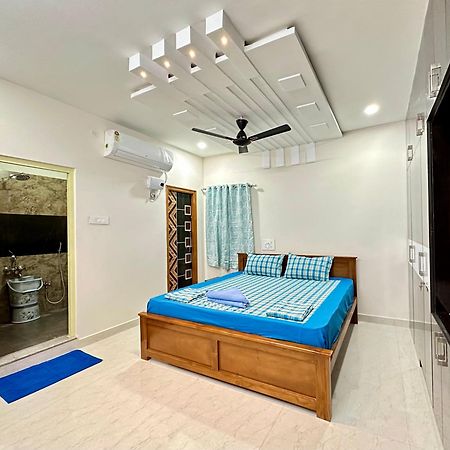 Truelife - 3Bhk Family Suites - Ps4 Pure Veg Restaurant On The Way To Balaji Temple - 2500 Sft Large Signature Apartment - Modular Kitchen - Super Fast Wifi, Smart Tv, 250 Jio Channels - Parking - Easy Access To All Temples - Top Service With Lots Of Тірупаті Екстер'єр фото