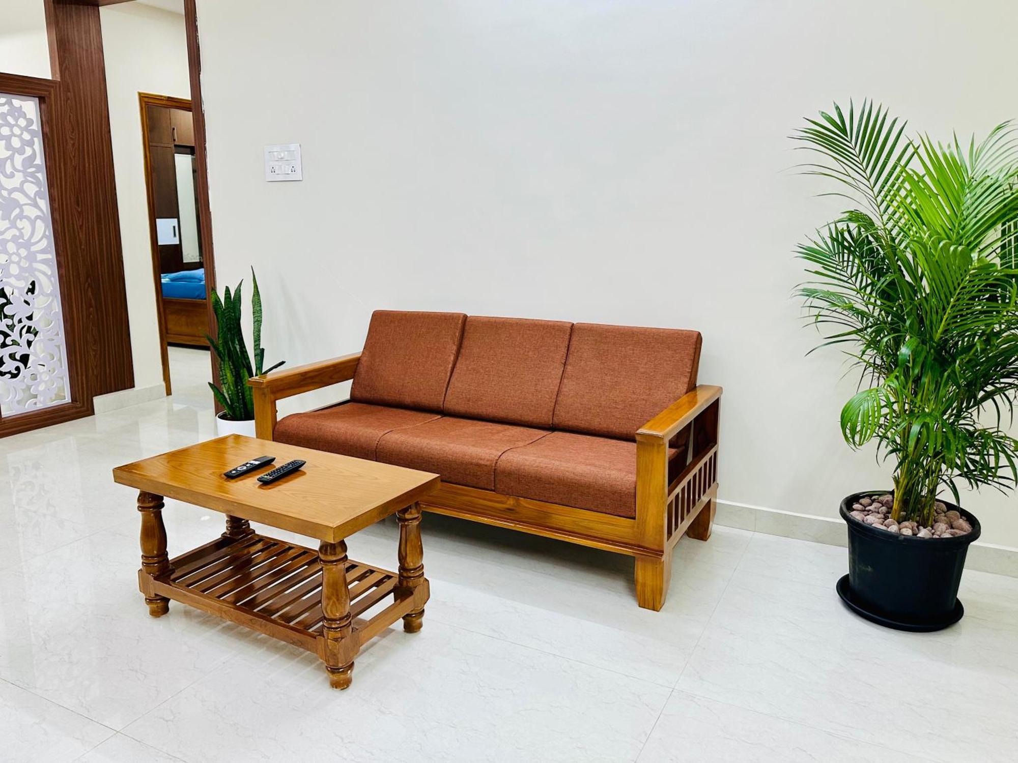 Truelife - 3Bhk Family Suites - Ps4 Pure Veg Restaurant On The Way To Balaji Temple - 2500 Sft Large Signature Apartment - Modular Kitchen - Super Fast Wifi, Smart Tv, 250 Jio Channels - Parking - Easy Access To All Temples - Top Service With Lots Of Тірупаті Екстер'єр фото