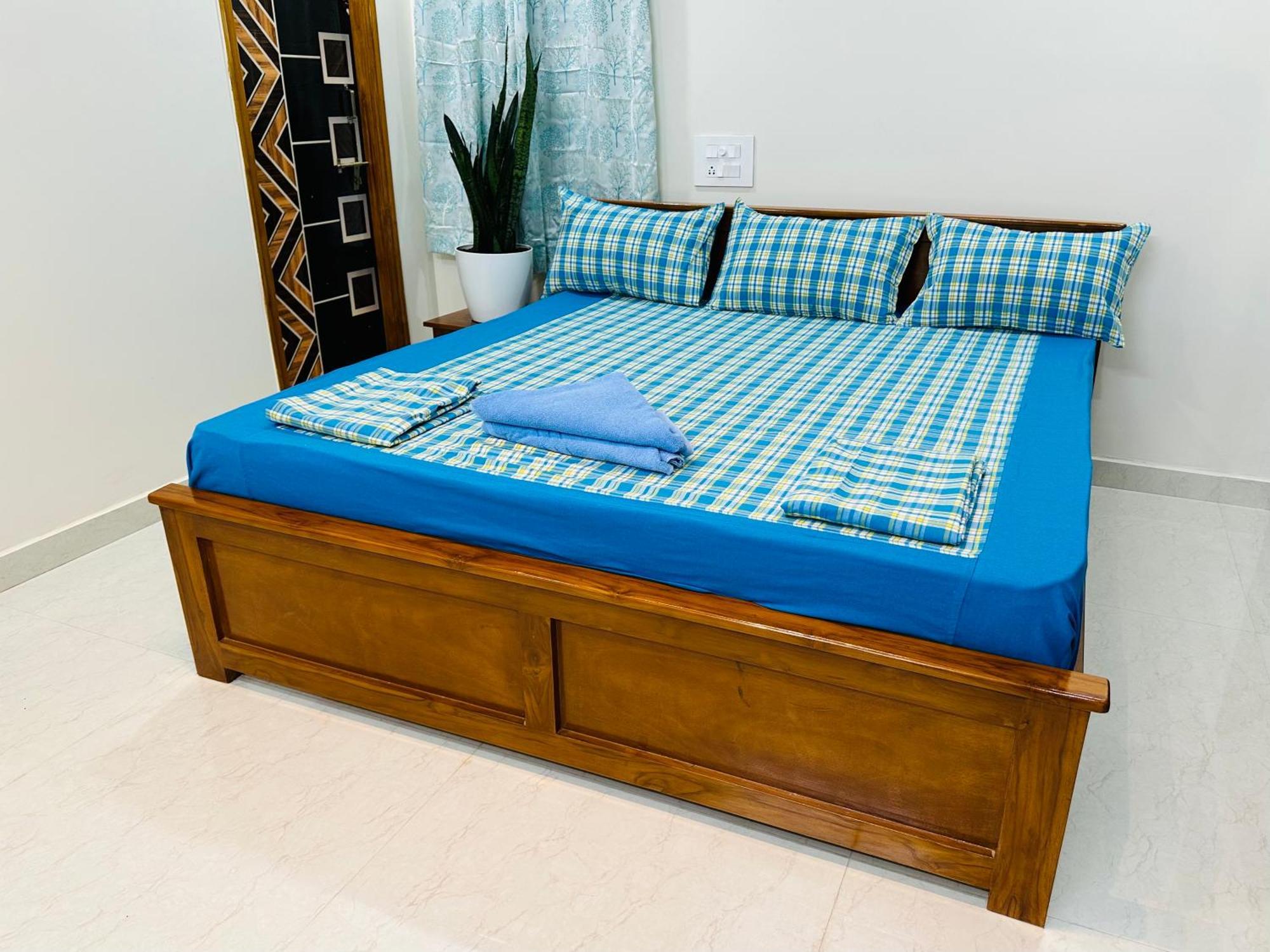 Truelife - 3Bhk Family Suites - Ps4 Pure Veg Restaurant On The Way To Balaji Temple - 2500 Sft Large Signature Apartment - Modular Kitchen - Super Fast Wifi, Smart Tv, 250 Jio Channels - Parking - Easy Access To All Temples - Top Service With Lots Of Тірупаті Екстер'єр фото