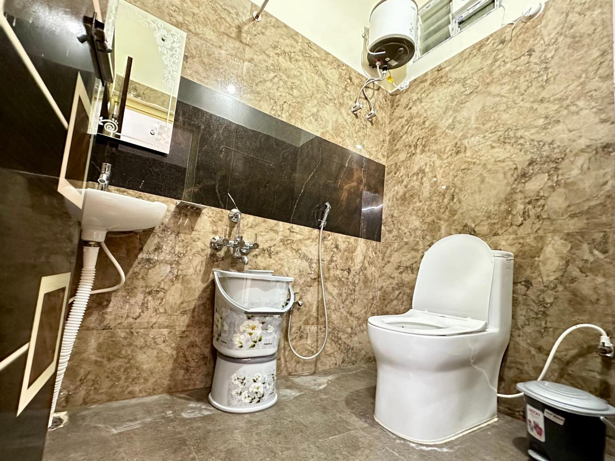 Truelife - 3Bhk Family Suites - Ps4 Pure Veg Restaurant On The Way To Balaji Temple - 2500 Sft Large Signature Apartment - Modular Kitchen - Super Fast Wifi, Smart Tv, 250 Jio Channels - Parking - Easy Access To All Temples - Top Service With Lots Of Тірупаті Екстер'єр фото
