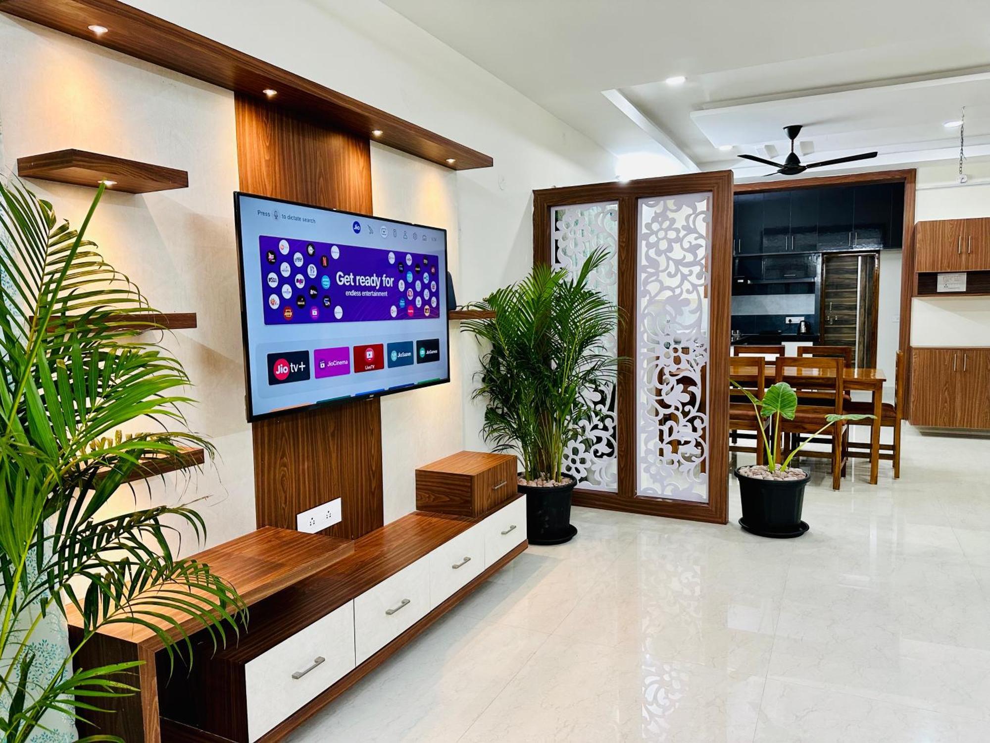 Truelife - 3Bhk Family Suites - Ps4 Pure Veg Restaurant On The Way To Balaji Temple - 2500 Sft Large Signature Apartment - Modular Kitchen - Super Fast Wifi, Smart Tv, 250 Jio Channels - Parking - Easy Access To All Temples - Top Service With Lots Of Тірупаті Екстер'єр фото