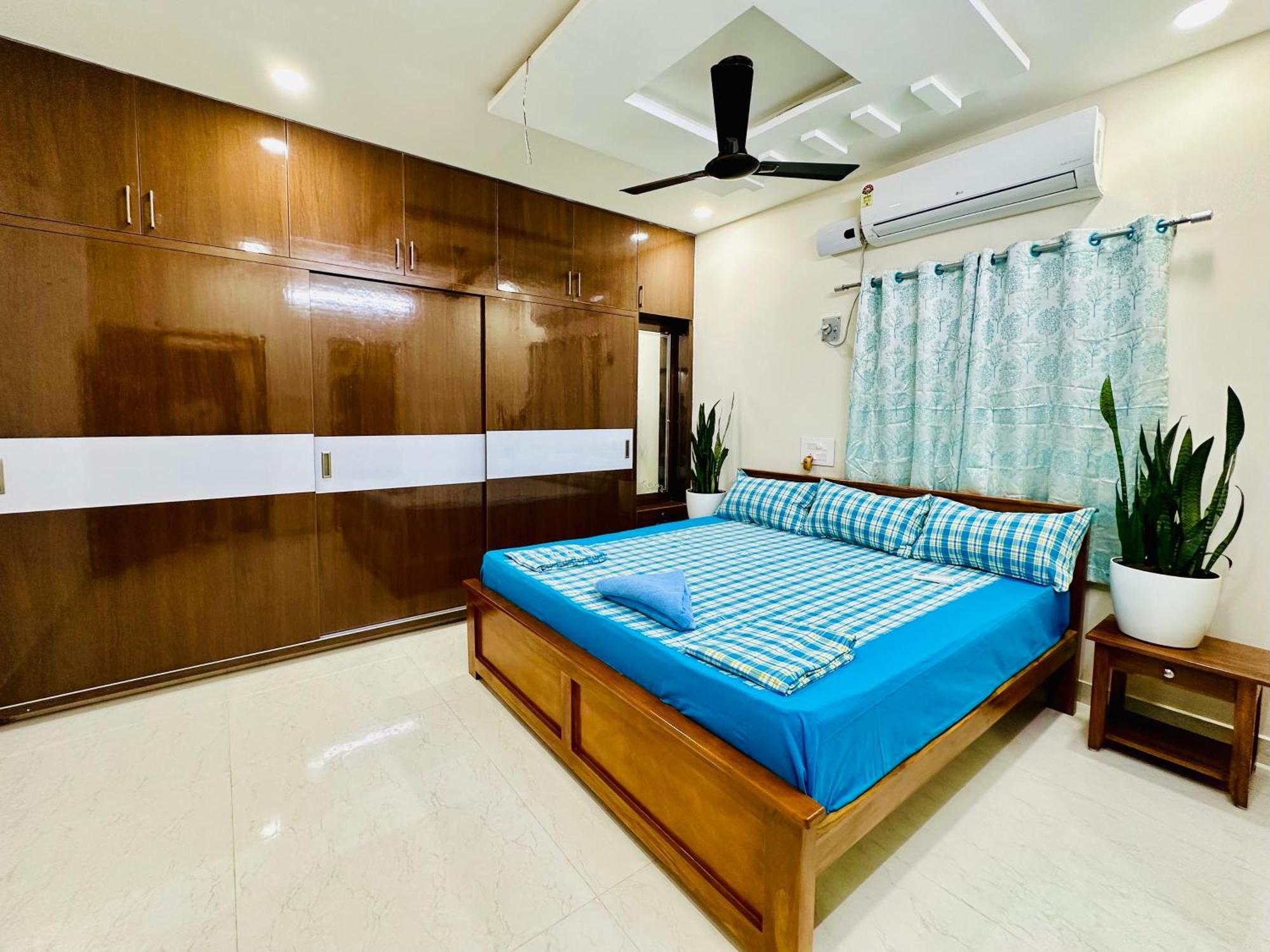 Truelife - 3Bhk Family Suites - Ps4 Pure Veg Restaurant On The Way To Balaji Temple - 2500 Sft Large Signature Apartment - Modular Kitchen - Super Fast Wifi, Smart Tv, 250 Jio Channels - Parking - Easy Access To All Temples - Top Service With Lots Of Тірупаті Екстер'єр фото
