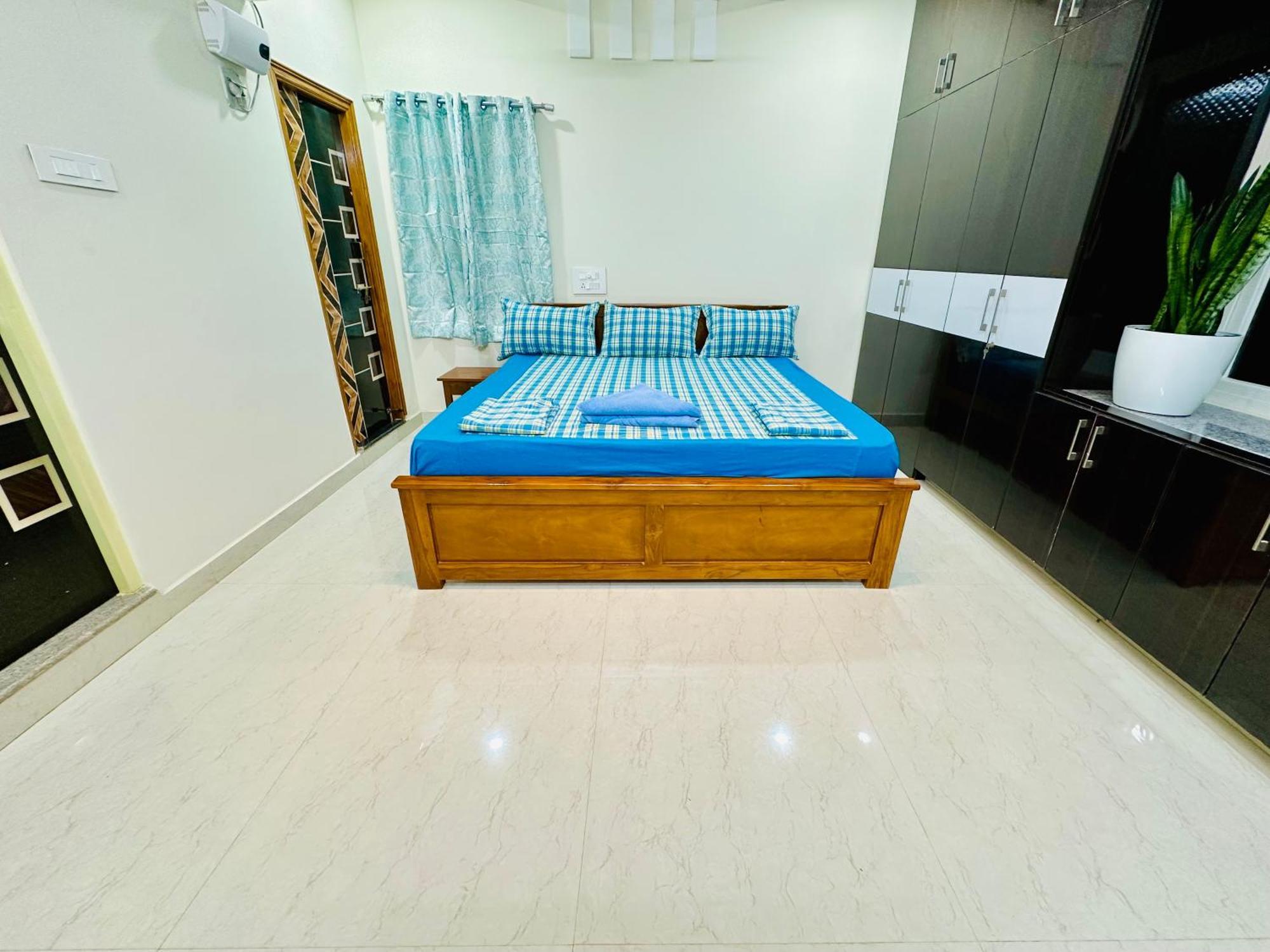 Truelife - 3Bhk Family Suites - Ps4 Pure Veg Restaurant On The Way To Balaji Temple - 2500 Sft Large Signature Apartment - Modular Kitchen - Super Fast Wifi, Smart Tv, 250 Jio Channels - Parking - Easy Access To All Temples - Top Service With Lots Of Тірупаті Екстер'єр фото
