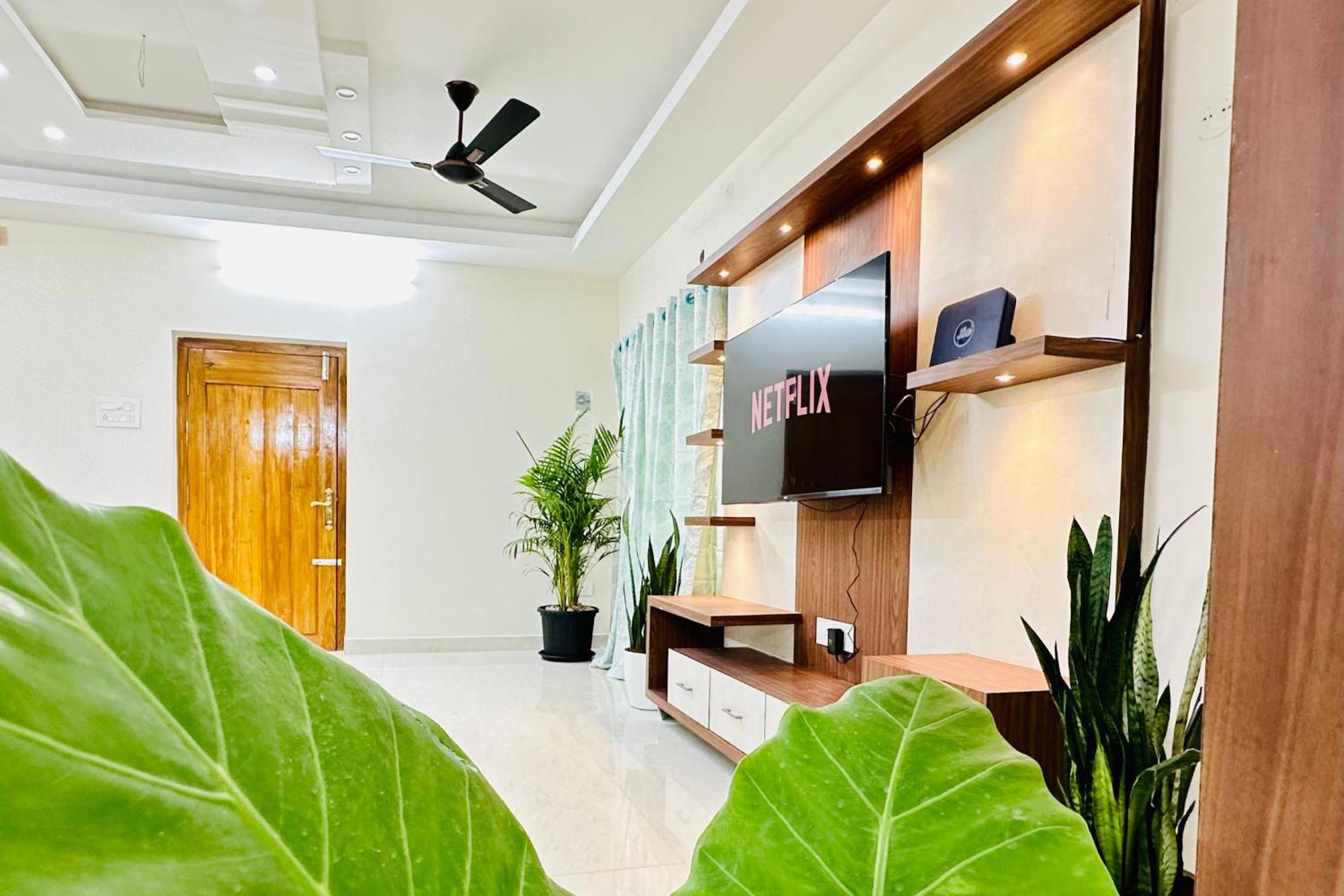 Truelife - 3Bhk Family Suites - Ps4 Pure Veg Restaurant On The Way To Balaji Temple - 2500 Sft Large Signature Apartment - Modular Kitchen - Super Fast Wifi, Smart Tv, 250 Jio Channels - Parking - Easy Access To All Temples - Top Service With Lots Of Тірупаті Екстер'єр фото